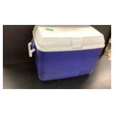 Rubbermaid Cooler