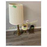 (2) Brass heavy lamps & brass etched planter