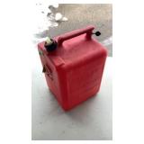 Plastic Gas Can 5 Gallon
