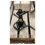 Car Screw Jack