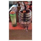 Ice Tea Dispenser, Green Glass Straw Holder