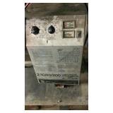 Schumacher 2/10/40/200 AMP Fast Charger Start