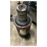 Lincoln Air Greaser has Some grease