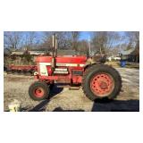 International 1468 Farmall With V8 Engine Diesel