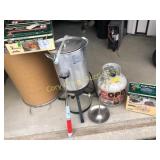 Complete Turkey Fryer Set Up, LIKE NEW! NICE!