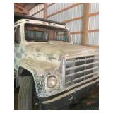 1986 International 1754 Truck w/ 12