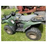 Kawasaki 300 4 wheeler 723 miles, w/ title.