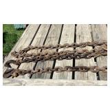 Log chain, hooks on both ends, approximately 16