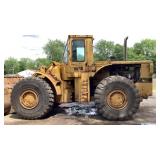 CAT 980B Front endloader, front tires have only