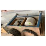 Banding cart/table on wheels with banding roll