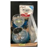 Flat of kitchen items