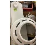 Ceiling fan with light kit