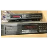 Kenwood AM-FM stereo tuner KT-58 & CD player