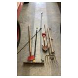 Single Tree, Hay Fork, Shovel, Broom, Log Roller