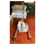 Hoyer Lifter max 400 Cap. with Harness