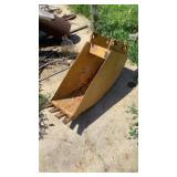 Massey 11" Backhoe Bucket With Teeth
