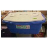 Rubbermaid cooler 34 quart