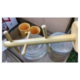 Mug tree, 2 mugs and 2 glass containers