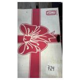 Crystal glasses, sea shells, pottery vase,