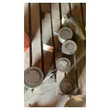 small hydraulic jacks