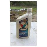 Valvoline 10W-40 motor oil