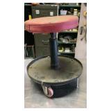 Shop Stool MISSING ONE WHEEL