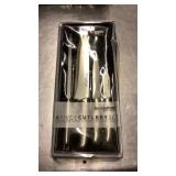 Devon port 4 Piece Cutlery Set