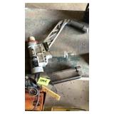 Air floor nailer