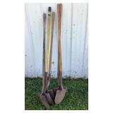 Round nose shovels