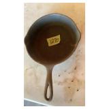 Wagner #5 cast iron skillet