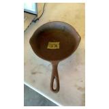 #5 cast iron skillet