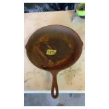 lodge #10cast iron skillet