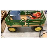 John Deere wagon