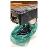 Bunn coffee maker plus extra carafes and filter