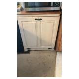 Base Cabinet Pulls Out