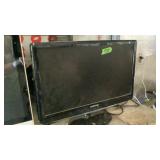 Samsung computer with tower, HP screen, and other