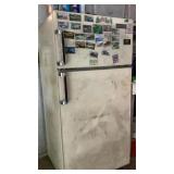 Kelvinator refrigerator/freezer, works