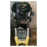 Marcher pressure washer
