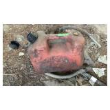 2 gallon gas can