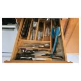 Contents Of Drawers (4)