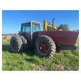 IH 3588 Tractor, 2+2, dual PTO, 3pt., (3) Remotes,