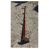 Pole JackLOCATION: Edinburg, IL