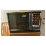 Amanda microwave and stand