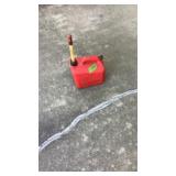 2 gallon gas can