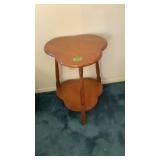 Side table, clover leaf style