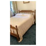 Double bed, complete as pictured, extra blankets