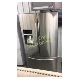 Samsung Refrigerator With Chest Freezer 32" D x
