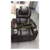 Corinthian Leather Power Chair New BRING HELP TO