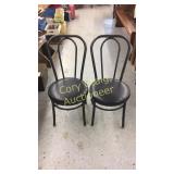 2 Metal Ice Cream Chairs
