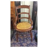 Cane Bottom Chair 2 Granit Lids